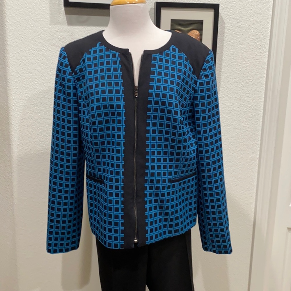 Be totally unique in this two piece business pants suit.